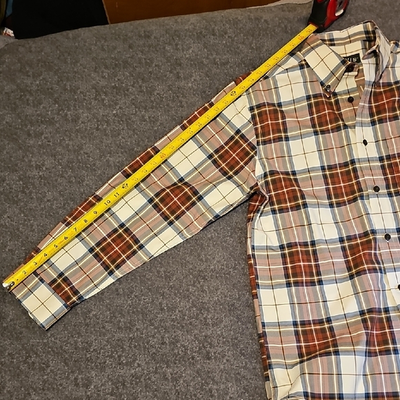 Orvis Men's Maroon and Navy Plaid Button Down Shirt - Picture 7 of 9